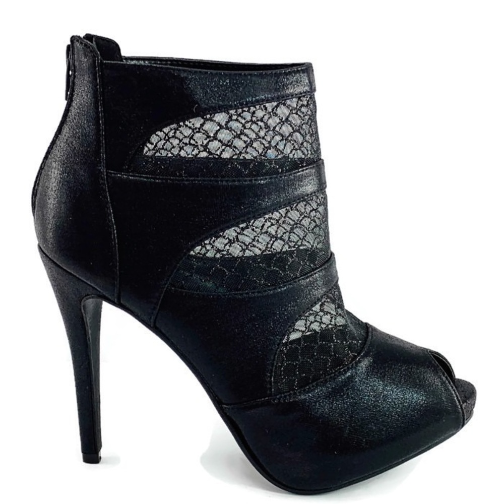 Lasonia Black Open Toe Heels